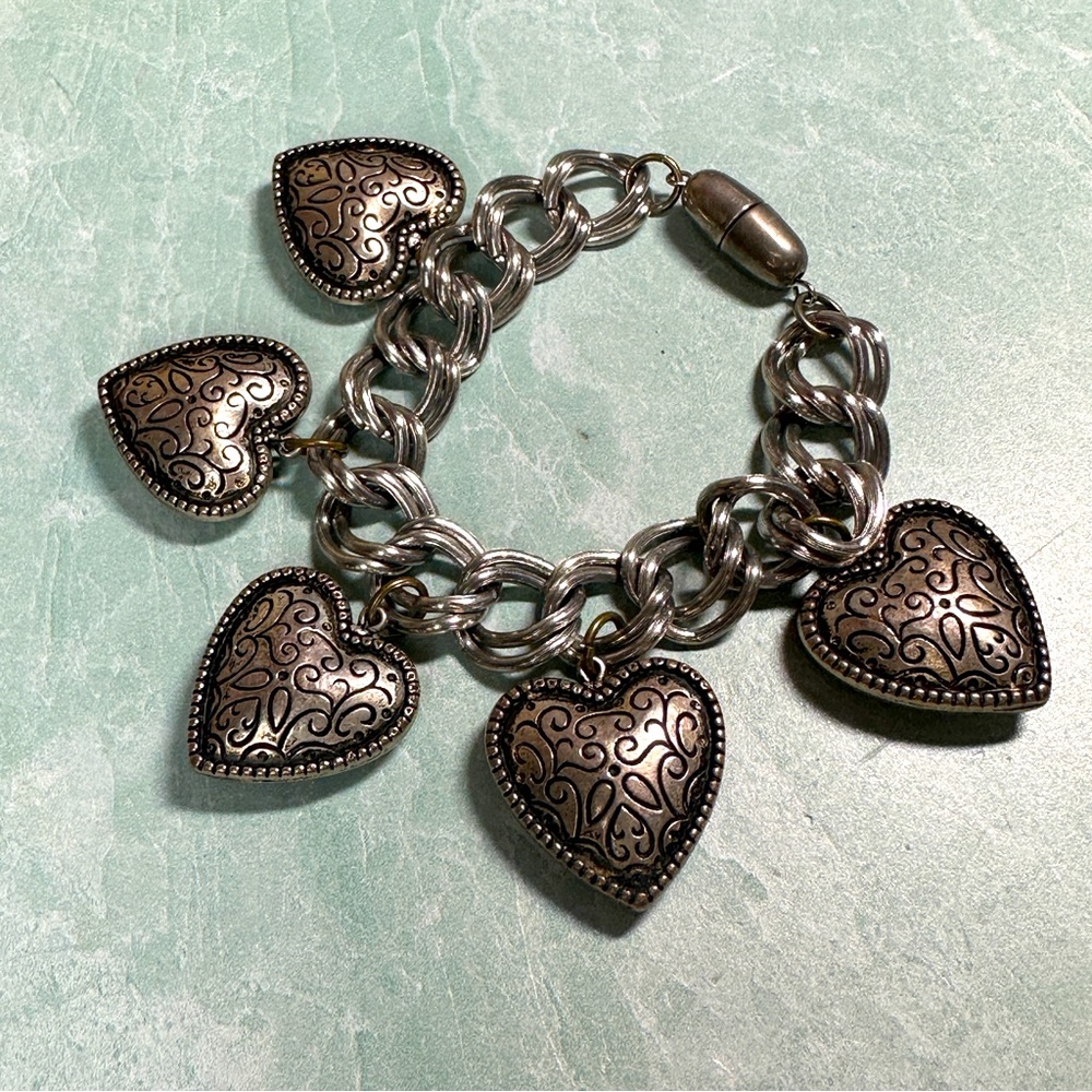 Vintage large heart charm bracelet with links silver tone